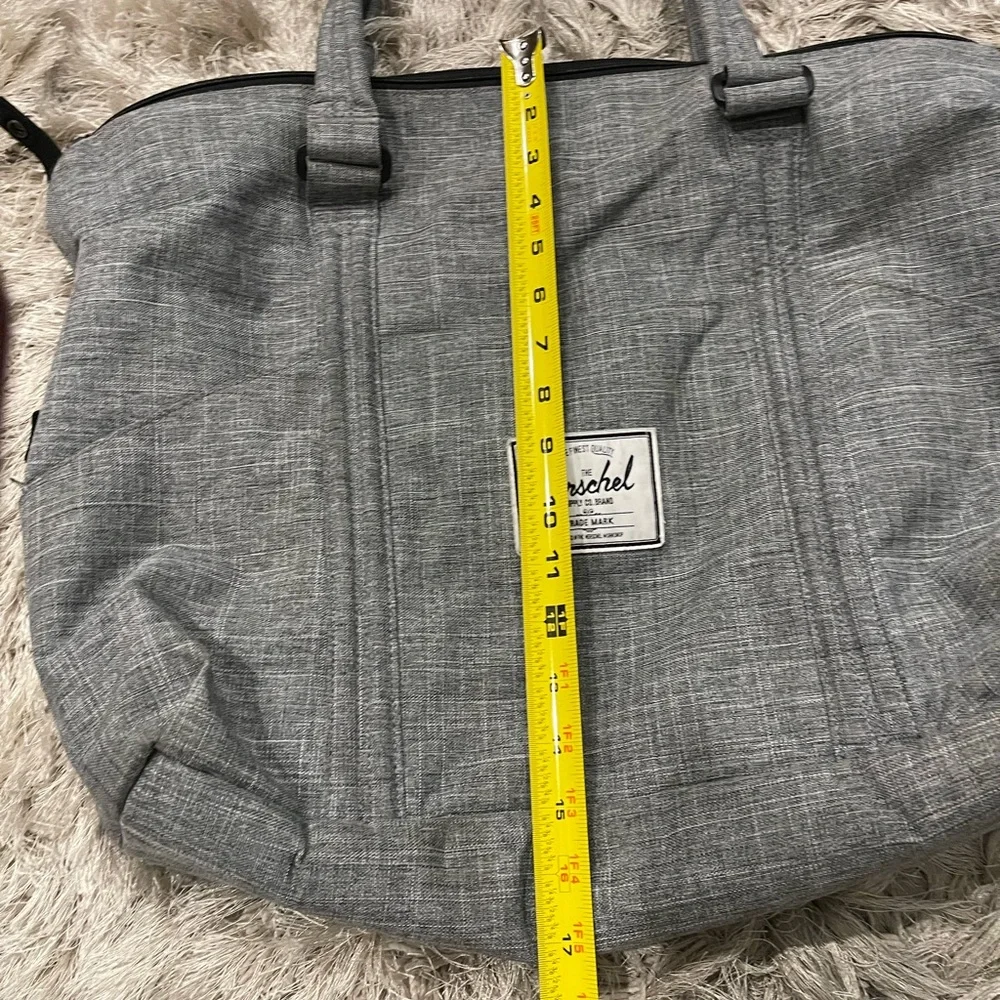 Herschel Supply Company Travel Gray Tote Bag - Picture 12 of 12
